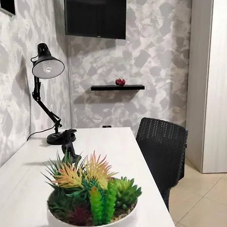 Cusano ゲストハウス *