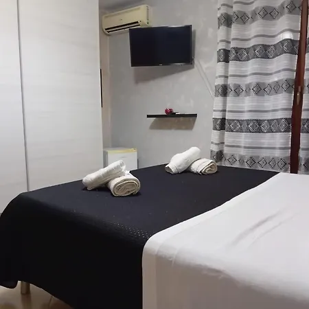 Cusano ゲストハウス *