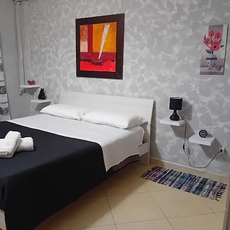 Cusano ゲストハウス